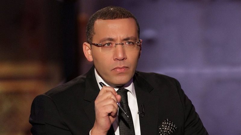 الكاتب الصحفي خالد