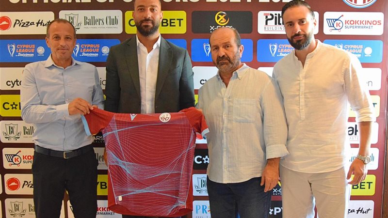 ميدو في تجربته الجديدة