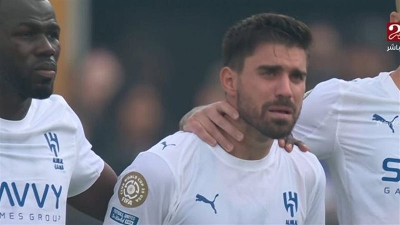 بكاء نجوم الهلال