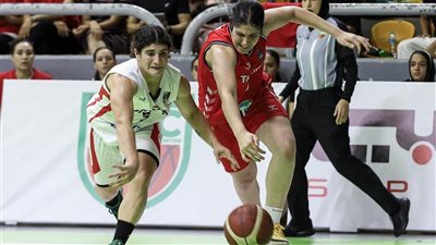 مصر تفوز على تونس وتتصدر الدور التمهيدي بالبطولة العربية لسيدات السلة