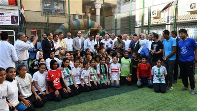 وزير الرياضة ومحافظ القاهرة يفتتحان الملعب الخماسي بمركز شباب شبرا مصر