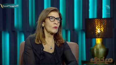 ميرفت أبو عوف: زوجي نبيل ماهر انسحب من الفن بسبب “المادية” 