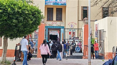 تباين آراء طلاب الثانوية العامة ببورسعيد في امتحان الرياضيات البحتة