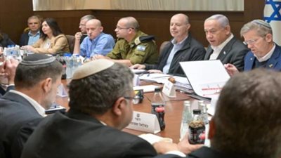 فوضى في الكابينت.. صدامات حادة بين نتنياهو ورئاسة الأركان حول غزة والمساعدات