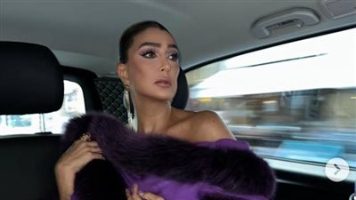 بين الجرأة والأناقة.. إطلالات جمالية لافتة لغادة عبدالرازق في يوم ميلادها