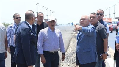 وزير النقل يتابع حادث تصادم على الطريق الإقليمي بالعاشر من رمضان