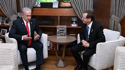 لقاء نادر بين نتنياهو وهرتسوغ قبل زيارة واشنطن.. والرهائن علي رأس الأولويات