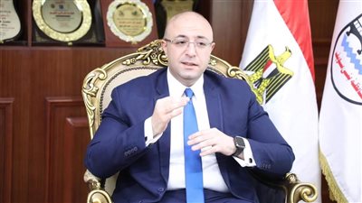 السكرتير العام ببني سويف يتابع أعمال لجنة تحصيل مديونيات الصرف الزراعي 