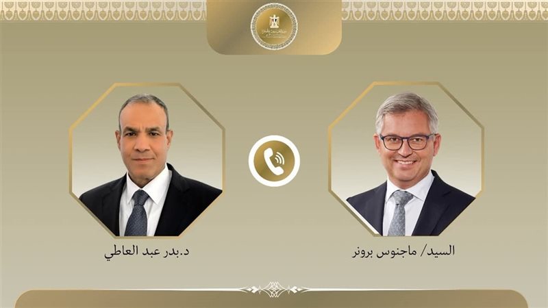 اتصال بين وزير الخارجية