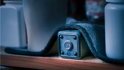 خبير أمن المعلومات يكشف طرق اكتشاف كاميرات التجسس الخفية