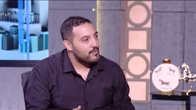 خالد صواف: البلوجرز يصنعون المحتوى من أجل الترند فقط | فيديو