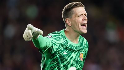 رحيل شتيجن.. برشلونة يستقر على تجديد عقد تشيزني لموسمين