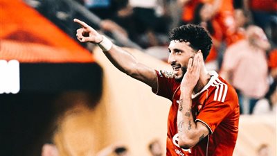 الأهلي يحدد مطالبه المادية لبيع وسام أبو علي للريان القطري