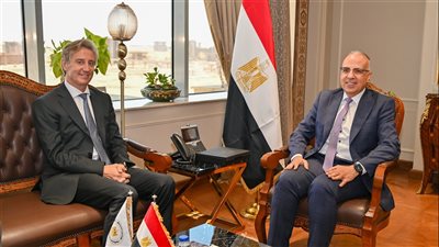 وزيرة الري يلتقي الممثل المقيم لبرنامج الأمم المتحدة الإنمائي في مصر