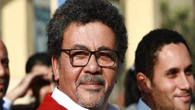 عمرو عرفة يشبه حازم إمام بـ