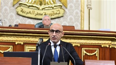 عبد اللطيف: لا يوجد فصل دراسي خلال هذا العام الدراسي بدون معلم لمادة أساسية