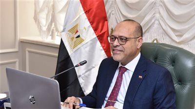 اجتماع لممثلي النقابات العمالية بالمنو لمناقشة قرار تحديث البيانات