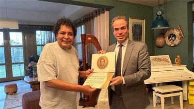 محمد منير بعد تكريم المسلماني: ماسبيرو جزءً من تاريخي الشخصي