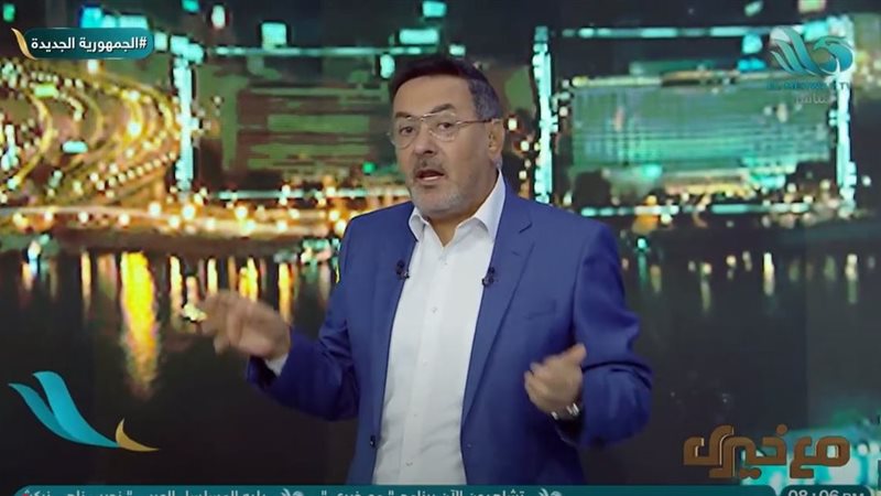 الإعلامي خيري رمضان