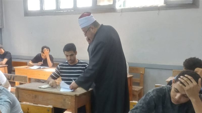 رئيس قطاع المعاهد