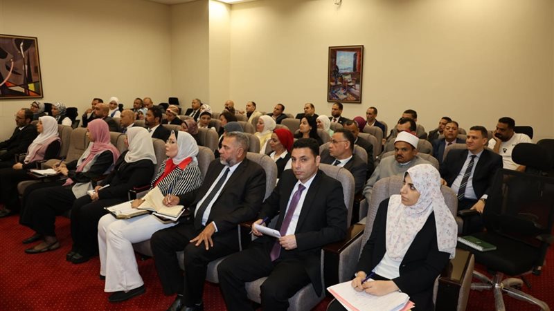 دورة العلاقات العامة