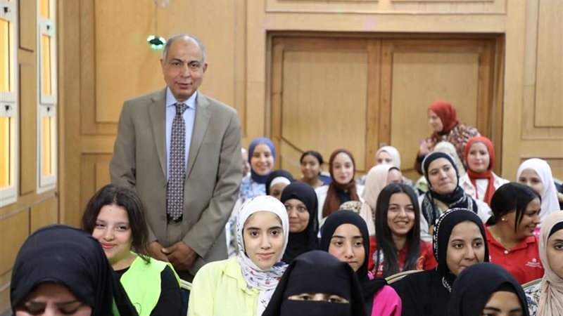 محافظ المنيا