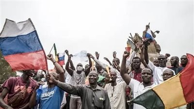 كيف يؤثر الدور الروسي في مالي على نفوذها بالساحل الإفريقي؟ 