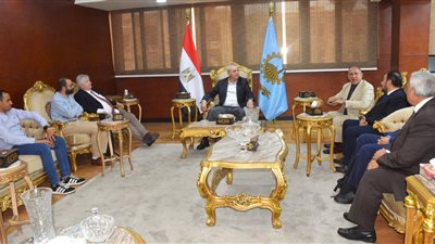 بتمويل 93 مليون يورو: محافظ الغربية يستعرض تنفيذ محطة المعالجة المركزية