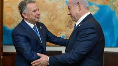 نتنياهو يبدأ زيارة واشنطن بلقاء مع المبعوث الأمريكي قبل محادثات ترامب