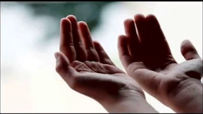 لمن أثقلته الديون وضاقت به الحياة.. 20 دعاءً للفرج العاجل وقضاء الحاجة