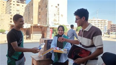 شيكولاتة وورد.. انطلاق امتحان مادتي الديناميكا والتاريخ لطلاب النور للمكفوفين 