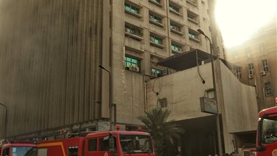 بعد حريق سنترال رمسيس.. استقرار الخدمات الحيوية والخطوط الساخنة بالقاهرة