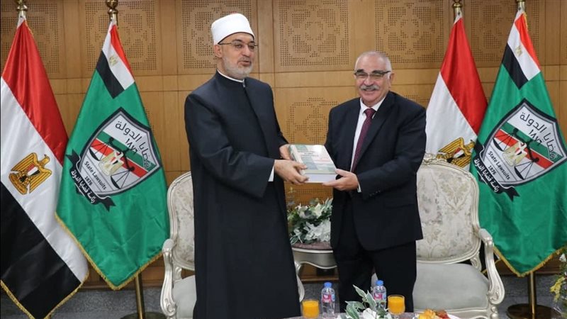 جانب من الزيارة