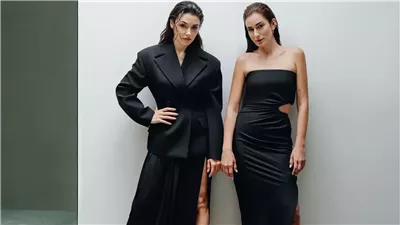 أمينة خليل وهاندي أرتشيل في جلسة تصوير توحدان الثقافتين العربية والتركية 