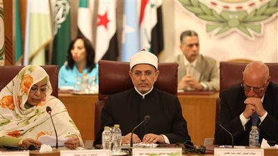 رئيس جامعة الأزهر يشارك في افتتاح مؤتمر مكافحة كراهية الإسلام بالجامعة العربية