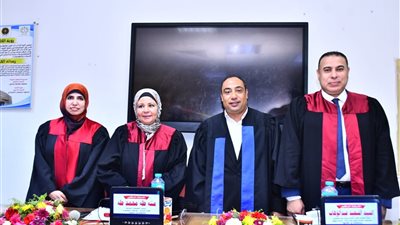 مدير مكتب جريدة الشروق في بني سويف يحصل على رسالة الماجستير