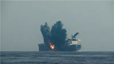 عقب أشهر من الهدوء.. الحوثيون يشعلون البحر الأحمر بهجمات مدمرة