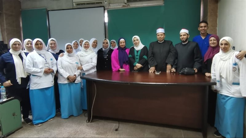 ندوة بمستشفي جامعة