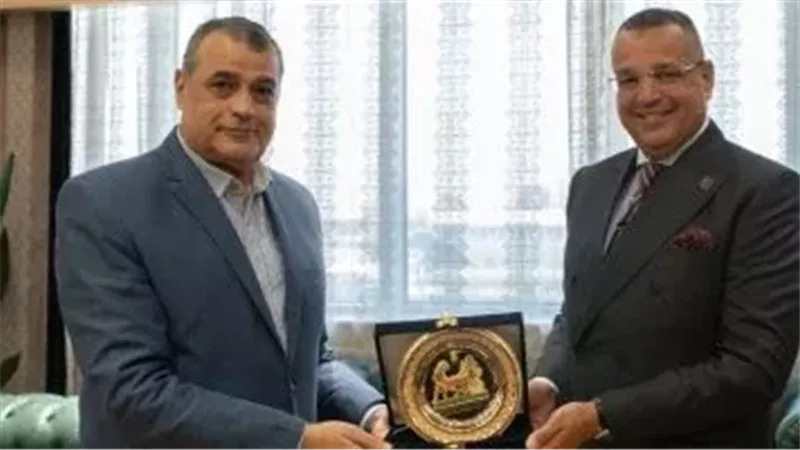 وزير الإنتاج الحربى