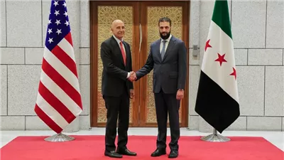 الشرع وباراك يبحثان تعزيز الحوار السياسي بين سوريا والولايات المتحدة