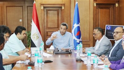 محافظ السويس: دعم كامل لتنفيذ خط المياه الجديد لحل أزمة انقطاع المياه