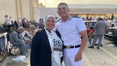 والدة الملازم نور: مكالمة السيدة انتصار السيسي أسعدتني.. كان حديثنا من القلب