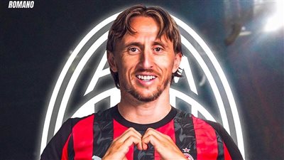 فابريزيو رومانو: مودريتش وقع عقداً لمدة عام مع ميلان