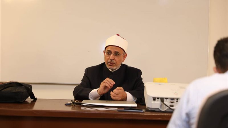 الدكتور سلامة داود