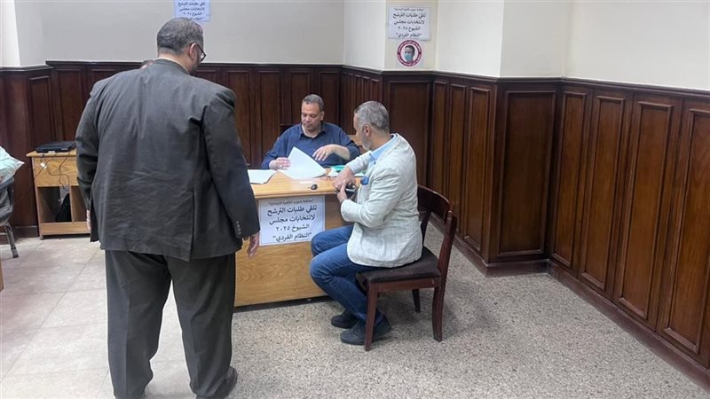 مرشحو الحزب أثناء