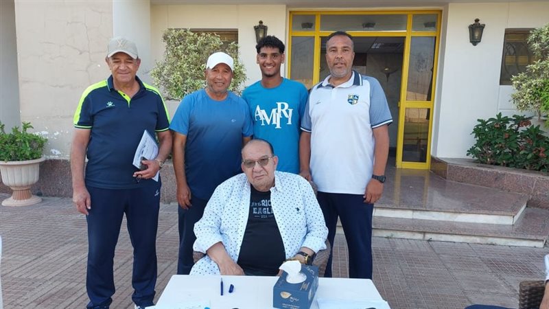  محمد طارق لاعب المقاولون