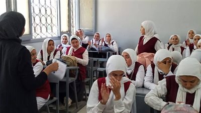 محاضرات توعوية بثقافة السويس.. التنمر وآثاره ودور المرأة في النهوض بالمجتمع