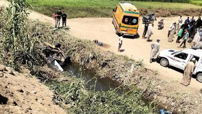 وفاة سيدة وإصابة 5 في انقلاب ميكروباص بترعة الأخماس بالمنوفية