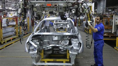 خبير اقتصادي: صناعة السيارات في مصر تشهد تحولًا استراتيجيًا