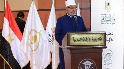 مفتي الجمهورية يطالب مؤسسات الدولة بخطة موحدة لتحصين عقول الشباب